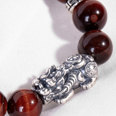 Vòng Tay Đá Mắt Hổ Nâu Đỏ Phối Charm Tỳ Hưu Bạc Ngọc Quý Gemstones