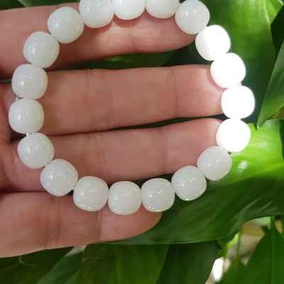 Vòng Tay Nữ Đá Ngọc Hoà Điền TRẮNG bầu Tự Nhiên Size 9li5 đẹp Màu Trắng sáng Nữ mệnh Kim Thủy Mang năng lượng tích cực may mắn tài lộc tốt công việc đeo đẹp xinh tay ạ