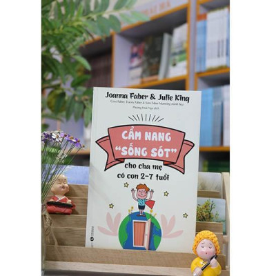 Sách - Combo 2 Cuốn Cẩm Nang Sống Sót + Cẩm Nang Sinh Tồn Siêu Cấp: Miền Hoang Dã Kinh Tởm, Đáng Sợ Và Trường Học