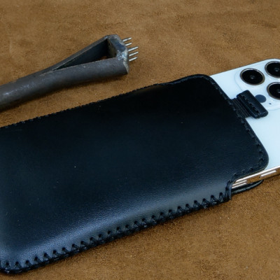 Bao Da Có Dây Rút IONECASE điện Thoại 15 pro max, 14 pro max, 13 pro max, 15 pro, 14 pro..Da Bò Thật May Thủ Công - Hàng chính hãng