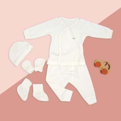 Set quần áo cài chéo 5 món vải modal làm từ sợi cây sồi siêu mềm và thoáng khí  Comfybaby size sơ sinh Newborn