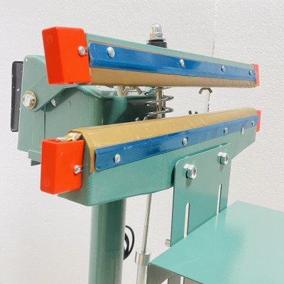 Máy hàn miệng túi dập chân PSF-650. 8mm gia nhiệt 2 hàm có giá đỡ