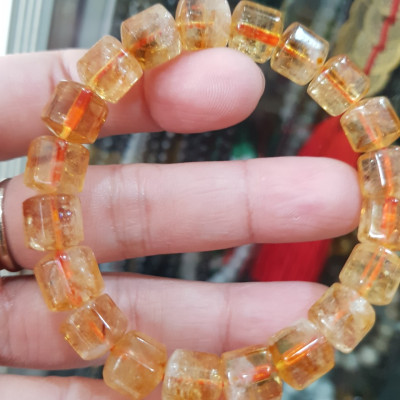 Vòng tay thạch anh Vàng khúc mới đẹp size hạt 9mm rất hợp nữ mệnh kim mệnh Thổ mệnh Thủy ạ