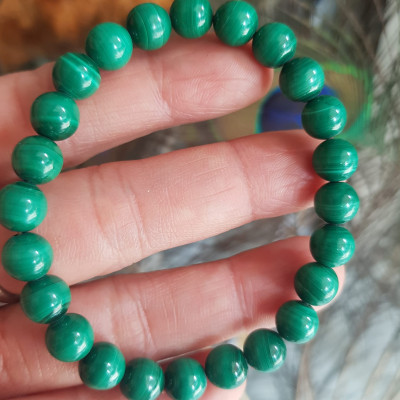 Vòng Tay Phong Thủy Đá Lông Công hay gọi là đá Malachite tự nhiên bóng đẹp Size vòng 7,5mm nữ mệnh Mộc mệnh Hỏa Vòng Xanh Đá Lông Công Vân tự nhiên đẹp đeo tốt sức khỏe, đẹp, may mắn trong công việc ạ