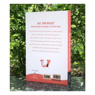 Sách - Sống bản lĩnh theo cách một quý cô