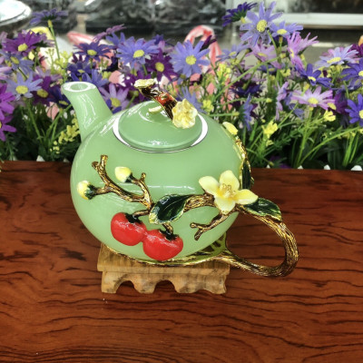 Bộ ấm trà chạm cây táo với ly chạm chữ đá ngọc cẩm thạch xanh