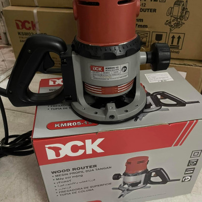 MÁY SOI PHAY GỖ 1240W Ø12.7mm DCK KMR05-12 - HÀNG CHÍNH HÃNG