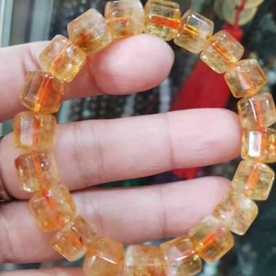 Vòng tay thạch anh Vàng khúc mới đẹp size hạt 9mm rất hợp nữ mệnh kim mệnh Thổ mệnh Thủy ạ