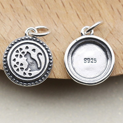 Combo 2 cái charm bạc hình con mèo dễ thương treo - Ngọc Quý Gemstones