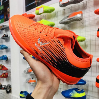 Tin Hót đôi giày bóng đá siêu cao cấp WWWika Flash Cam 2022-2023