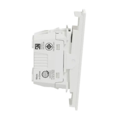 Công tắc trung gian 16AX, size S AvatarOn A M3T31_IM_WE