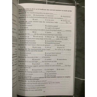 Sách Ôn luyện thi tốt nghiệp THPT môn Tiếng Anh 2024