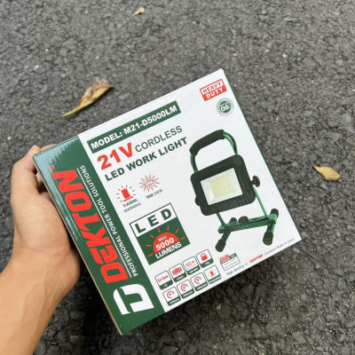 Đèn công trình pin 21V Dekton M21-D5000LM -HÀNG CHÍNH HÃNG