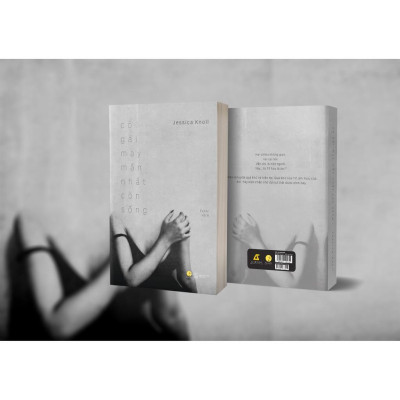 Sách - Cô gái may mắn nhất còn sống (tặng kèm bookmark)