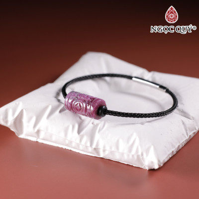 Vòng tay dây thép đồng điếu khắc kim tiền đá ruby nam phi 16x9mm, dây thép 15cm mệnh hỏa, thổ - Ngọc Quý Gemstones