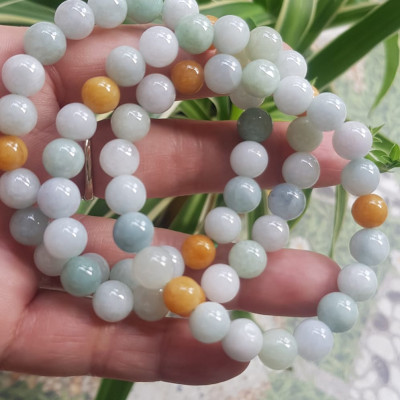 Vòng chuỗi đá Cẩm Thạch tự nhiên trắng huyết tam tài 8mm bóng đẹp Màu trắng bóng xanh vàng nữ đeo rất xinh đẹp xinh tay may mắn Vòng đá cẩm thạch tự nhiên tốt cho sức khoẻ công việc ạ