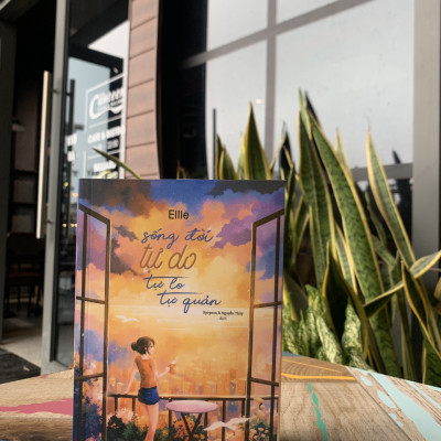 Sách - Sống Đời Tự Do, Tự Lo Tự Quản - Ellie - Books Trendy - Phuc Minh Books