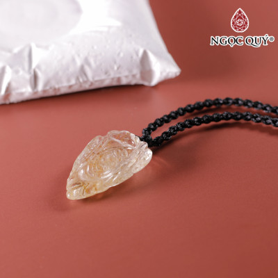 Mặt dây chuyền ngọc thiền thạch anh tóc cam 29x19mm mệnh hỏa, thổ - Ngọc Quý Gemstones