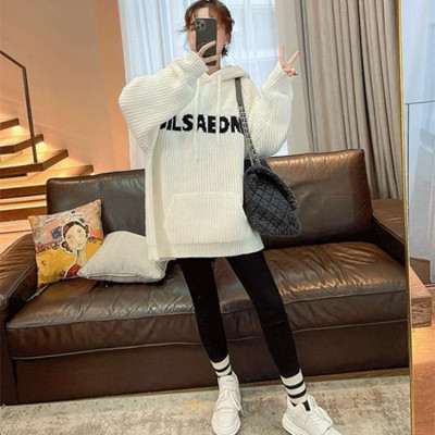 Áo Hoodie len màu trắng kem có mũ dày ấm cho nữ