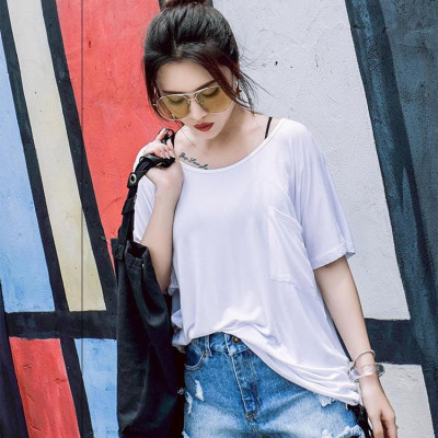 Áo thun KIỂU nữ hở lưng cổ tròn from rộng