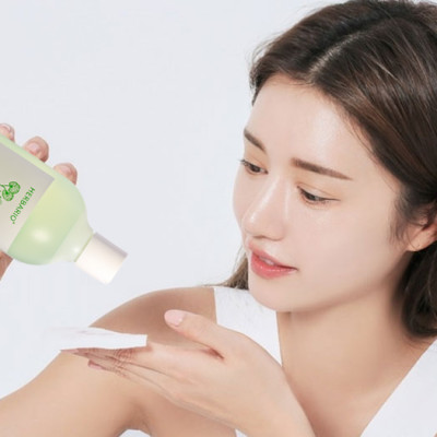 Nước tẩy trang rau má & diếp cá Herbario 300ml làm sạch sâu dịu nhẹ thuần chay