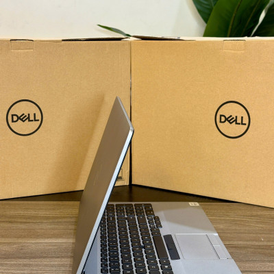 Dell Latitude 5510 Core i5-10310U Ram 16GB SSD 256GB 15.6 inch FHD - Hàng Chính hãng