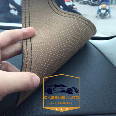 [HYUNDAI SONATA] Thảm Taplo 3 Lớp Dành Cho Xe HYUNDAI SONATA, Nhung Lông Cừu Và Da Vân Carbon Cao Cấp - Hàng Chính Hãng