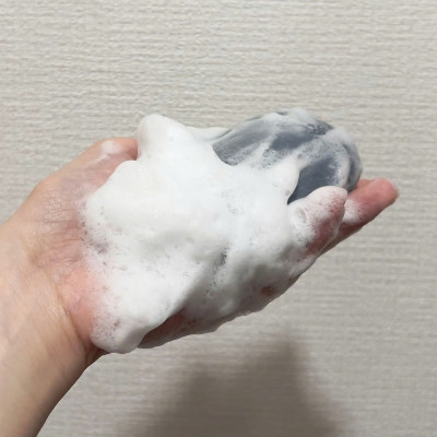 Xà Phòng Tắm Làm Mờ Vết Thâm Và Sáng Vùng Da Nách Pelican 100 G