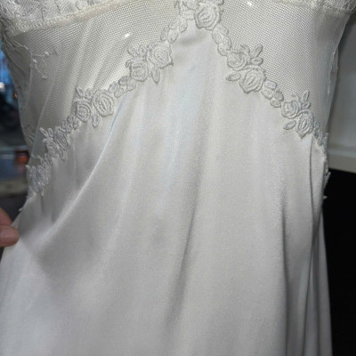 Váy Ngủ D661 Lụa Quảng Châu Phối Ren Lưới Đính Nơ Xinh Xắn