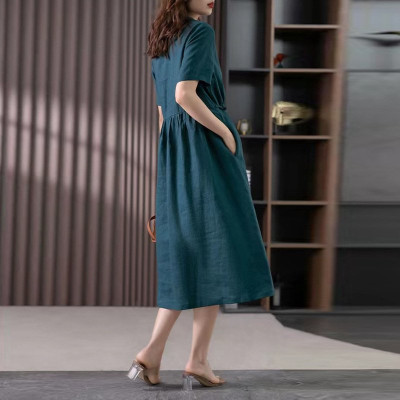 Đầm sơ mi dáng suông form rộng phối cúc sang chảnh, thanh lịch