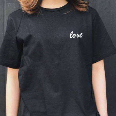 Áo Thun Nữ In Logo Chữ Love