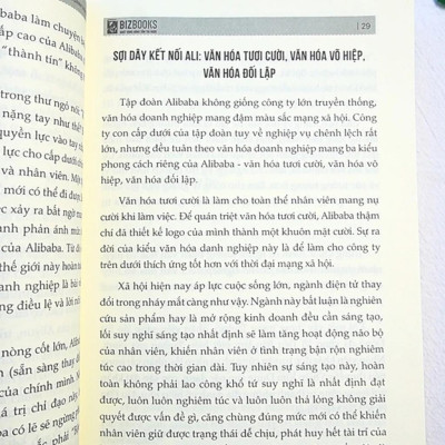 Sách - Bí Mật Quản Trị Nhân Lực - Cách Tạo Ra Một Đội Quân Bách Chiến Bách Thắng