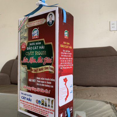 Nước mắm Chắt ngon Nhà Giàu độ đạm cao ,dung tích 500ml/chai