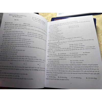 Sách - 39 Đề Thi Học Sinh Giỏi Khoa Học Tự Nhiên 9