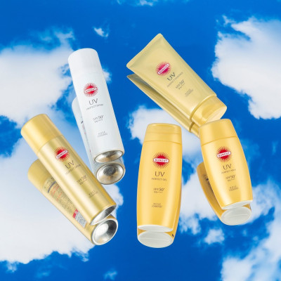 Kem Chống Nắng Siêu Chống Thấm Nước Kose Suncut UV Perfect Essence Super Water Proof SPF50+ PA++++ (04 Loại)