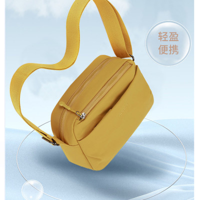 Túi đeo chéo nữ phong cách dễ thương – BEE GEE DCNU1094