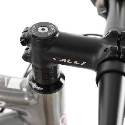 Xe đạp thể thao CALLI S6000 Khung nhôm không mối hàn, đi dây âm sườn