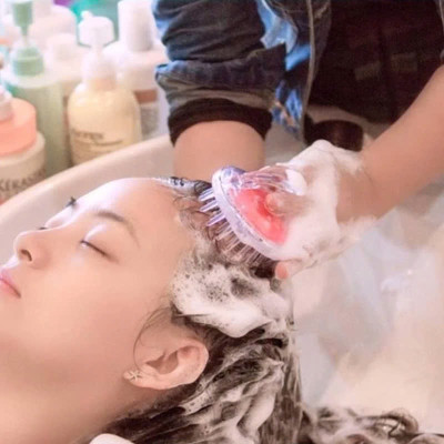 Lược gội và massage da đầu gai silicon thư giãn 2 trong 1 tiện lợi - Dụng cụ massage da đầu tại nhà nhỏ gọn tiện ích