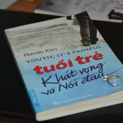 Tuổi Trẻ Khát Vọng Và Nỗi Đau