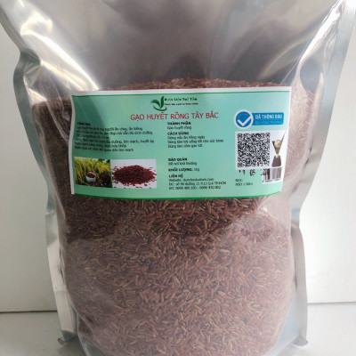 Gạo Lứt Huyết Rồng (Gạo lứt đỏ) - Dùng thích hợp cho người tiểu đường tim mạch huyết áp - Trồng ở ruộng bậc thang ở núi rừng sơn la - Chăm bón tự nhiên