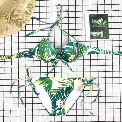 Bikini Tam Giác Có Gọng Nâng Ngực Họa Tiết