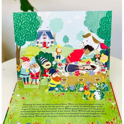 Snow White And the Seven Dwarves: Fairy Tale Pop-Up Book