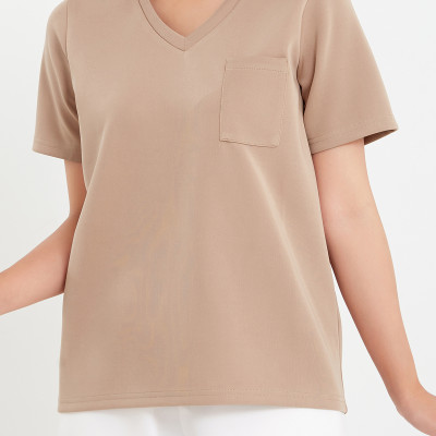 Áo Thun Nữ Cổ Tim Có Túi Maxivic, La Mộc - LM0122303