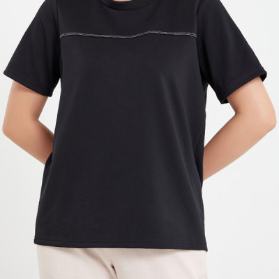 Áo Thun Nữ Tay Ngắn Viền Chỉ Ngực Maxivic, La Mộc - LM0122305