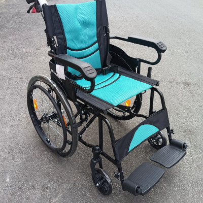 Xe lăn du lịch  Sắt Sơn Chống Lật Lucass X980L