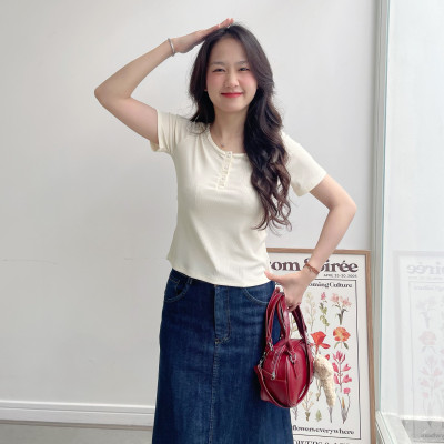 Áo thun nữ cúc đóng ngực tay ngắn ôm gọn form thường chất thun gân Button Miều Est.2013