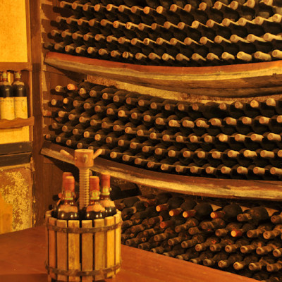 Rượu vang Ý ABVNDANTIA Negroamaro I.G.P Puglia (Italia) kèm túi hộp,đồ khui 