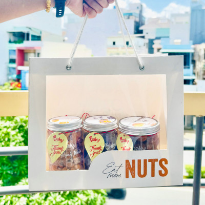 Quà Tặng Oaky - Combo Hạt Dinh Dưỡng Cao Cấp Hạnh Nhân, Hạt Macca, Nho Khô - Tặng Túi Giấy Sang Trọng