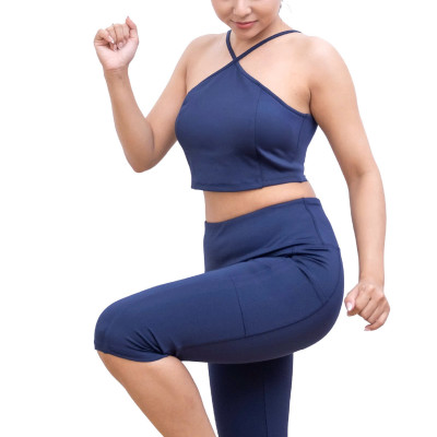 Bộ đồ thể thao LMcation - Áo ngực thể thao cổ yếm Sophie & Quần lửng thể thao trên gối túi 2 bên - Xanh đen